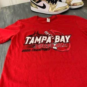 💎4/$20 Tampa Bay Bucs Champion T-shirt💎